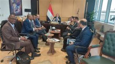 وزارة الصحة: وفد من المركز الأفريقي لمكافحة الأمراض يزور مركز أسرة الهناجر ويشيد بآلية العمل