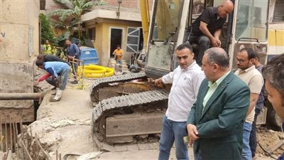 رئيس مياه الغربية يتفقد إصلاح خط طرد محطة رفع صرف صحي بطنطا