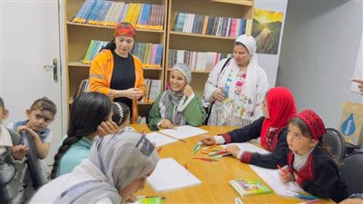 رسم البهجة وتفاعل في ورش الأطفال ببيت ثقافة قاطية بملتقى فنون البادية 