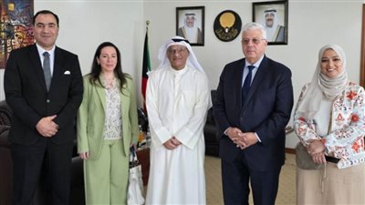 عاشور يلتقي نظيره الكويتي لتعزيز التعاون في التعليم العالي والبحث العلمي