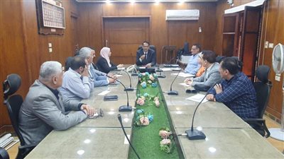 بالصور.. وكيل الوزارة يوجه بتحديث حصر المتسربين من التعليم في الغربية