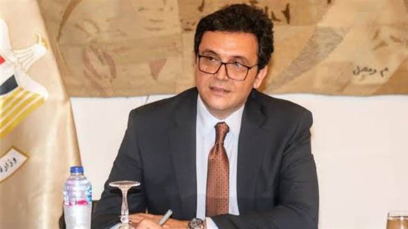 الدكتور احمد هنو