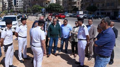 محافظ الإسكندرية يتفقد تنفيذ أعمال مشروع تطوير وتحسين الكفاءة المرورية بتقاطع طريق الحرية مع شارع جواد حسني الإبراهيمية