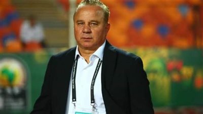 رسائل شوقي غريب لجماهير وإدارة المريخ بعد تخطي وصيف الدوري الموريتاني في أول ظهور رسمي 