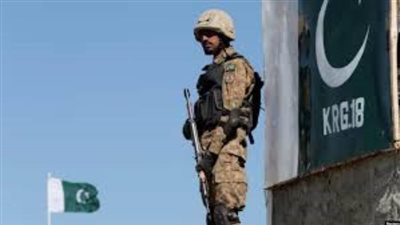 الجيش الباكستاني يتصدى لمحاولة تسلل ويقضي على 54 مسلحًا على الحدود مع أفغانستان