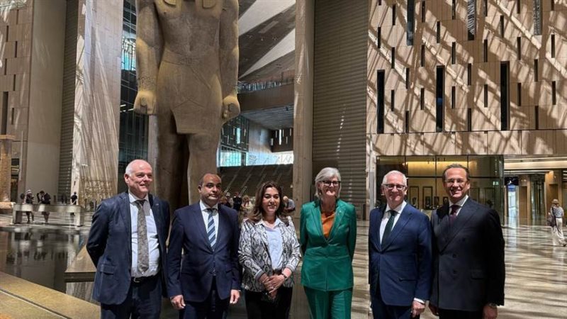 حاكم أستراليا العام