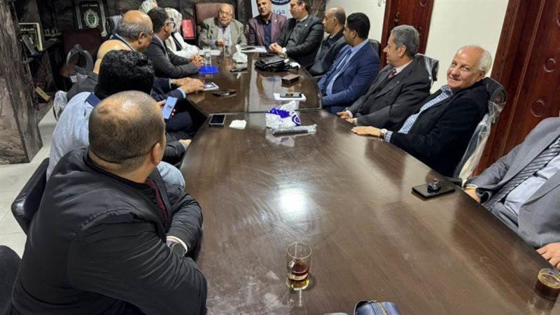 جانب من الندوة