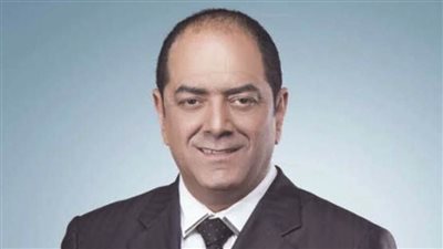 رئيس الحركة الوطنية: عمال مصر درع التنمية وسند الوطن.. وقضاياهم في قلب أولويات الحزب