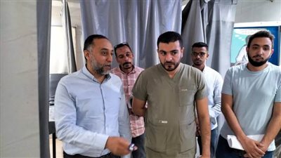 عمرو عادل يقود لجنة متابعة الخدمات الصحية بمستشفى سفاجا المركزي |صور