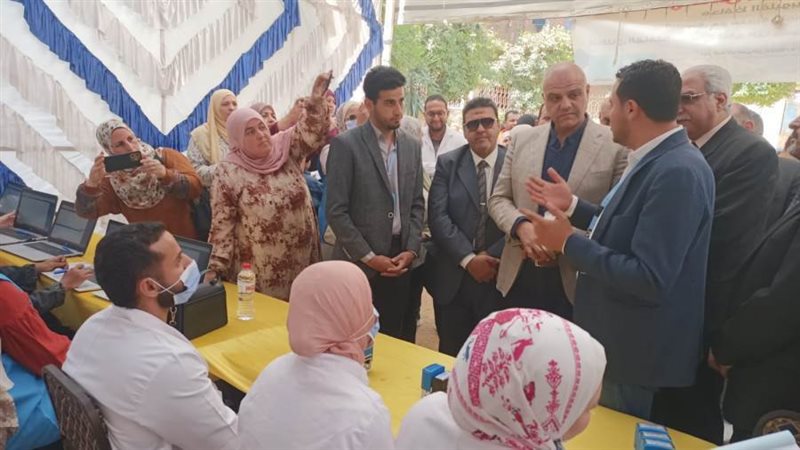 محافظ القليوبية يتفقد