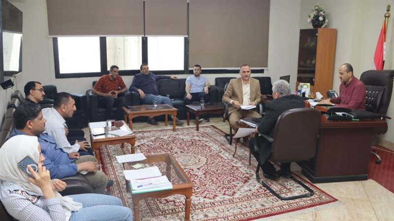 احتماع سكرتير بنى