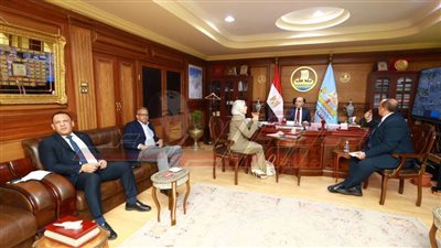 محافظ كفر الشيخ يجتمع بأعضاء مجلسي النواب والشيوخ لحل مشكلات الدوائر