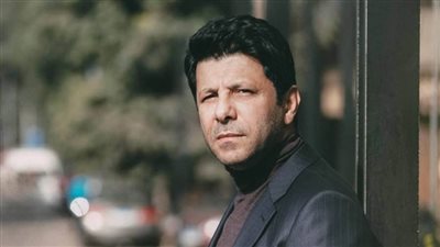 إياد نصار: المجتمع يسمح للفنان إنه يكبر وليس منطقيًا تقييم الممثل على الشكل 