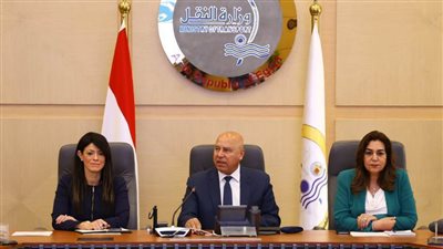 كامل الوزير يتابع الموقف التنفيذي لمشروعات التنمية الصناعية ببرنامج التنمية المحلية بالصعيد 