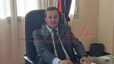 وكيل وزارة العمل بكفر الشيخ يقدم التهنئة لعمال مصر 