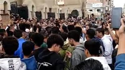 شاهد.. تجمهر الآلاف أمام محكمة إيتاي البارود للمطالبة بحق ياسين