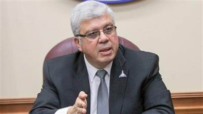 وزير التعليم العالي يعلن صدور قرارات جمهورية بتعيين قيادات جامعية جديدة