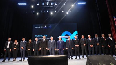 نائب رئيس مجلس الوزراء يفتتح الملتقى الطلابي 