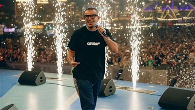 بعد حفله بدبي.. عمرو دياب يستعد لإحياء حفل غنائي آخر في القاهرة