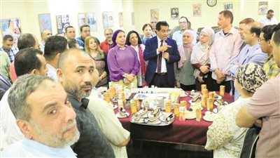 روزاليوسف تحتفل بنجاح «عبدالمجيد» باكتساح