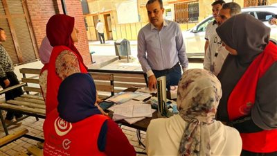 وكيل وزارة الصحة يتابع عمل فِرَق المبادرات الرئاسية بمستشفى الرمد بدمنهور.. صور