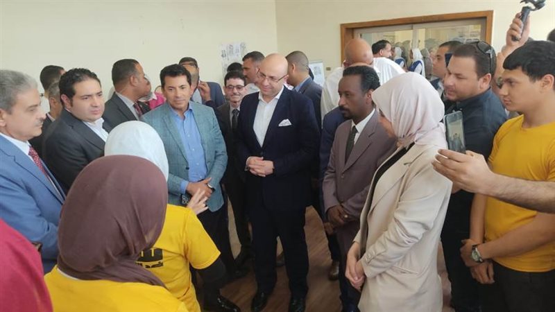 جانب من الزيارة