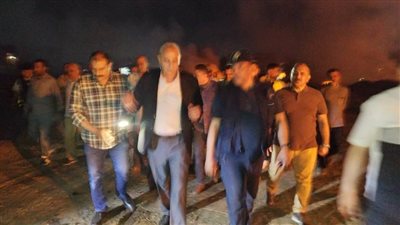 بالصور.. بعد إخماد حريق شونة الكتان.. محافظ الغربية: نثمن الجهود ونشعر بحجم الخسائر