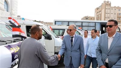خلال مبادرة مجتمعية لخدمة أهالي القرى.. 8 ميكروباصات جديدة بملوي في المنيا 