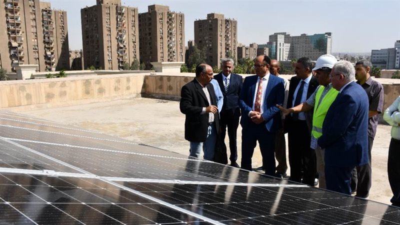 محطة شمسية بأياد