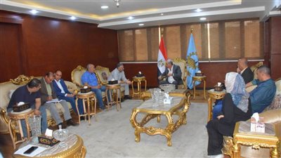  بالصور.. محافظ الغربية يناقش ملاحظات تشغيل مجزر شوني مع مستشار وزير التنمية المحلية