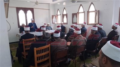 وكيل أوقاف كفر الشيخ يجتمع بمفتشي الدعوة بـ 9 إدارات فرعية