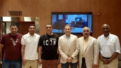 التحدى الليبي يكرم خالد جلال وجهازه بعد نهاية الموسم 