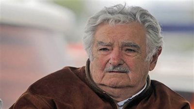 عاجل| جنازة خوسيه موخيكا .. وداع يليق بأفقر رئيس دولة في العالم