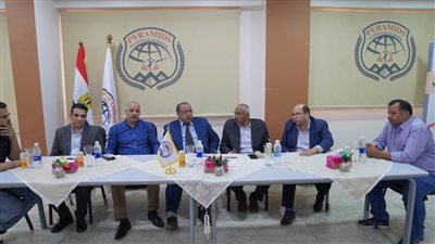 اللجنة النقابية للصحفيين بسوهاج توقع بروتوكول تعاون مع مدارس بيراميدز