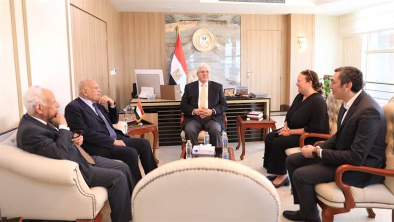 جانب من اللقاء