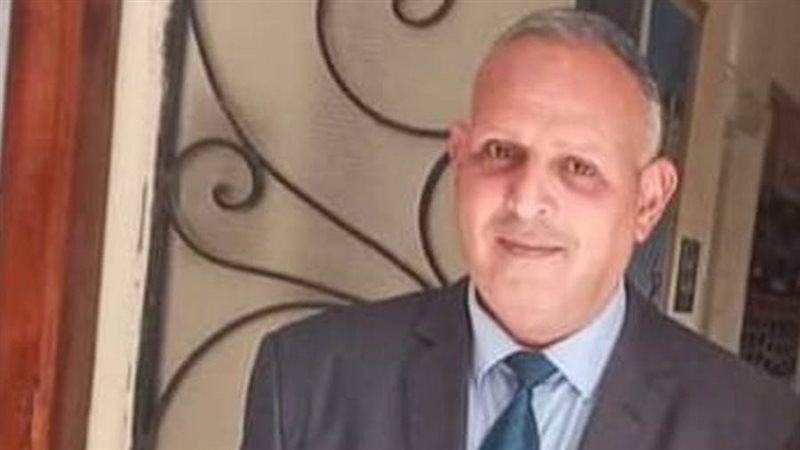 الدكتور عادل عبدالعزيز