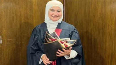 تهنئة للدكتورة أماني عبد الواحد لحصولها على درجة الدكتوراه