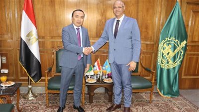 محافظ القليوبية يبحث مع سفير كازاخستان آفاق التعاون وتوأمة المدن 