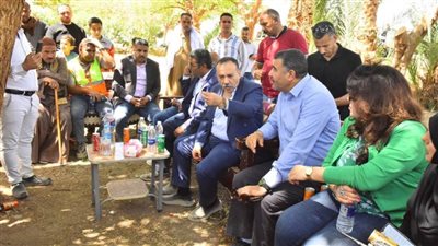 محافظ أسيوط يلتقي أهالي عرب مطير بالبداري ويوجه بتنفيذ فوري لمطالبهم الخدمية والتنموية
