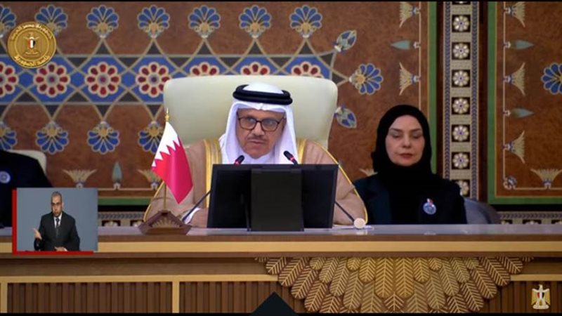 الدكتور عبد اللطيف