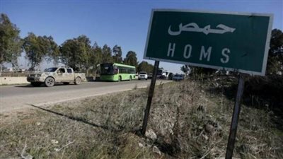 عاجل| يأكلون الخبيزة والهندباء.. حمص تموت جوعًا