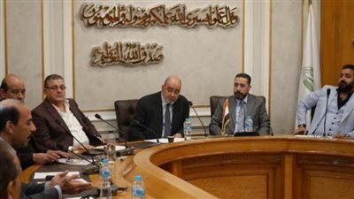 صرف شريحة ثالثة من مستحقات شركات ومصانع القطاع لدى هيئة الشراء الموحد مطلع الشهر المقبل