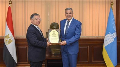 محافظ الإسكندرية يستقبل وفدًا رفيعًا من الحزب الشيوعي الصيني لبحث سبل تعزيز التعاون المشترك