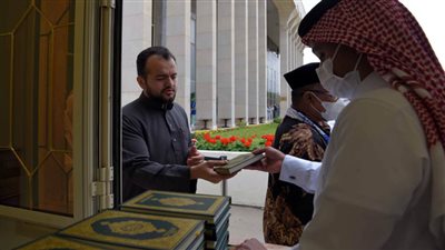 مجمع الملك فهد لطباعة المصحف الشريف يوزع 190 ألف نسخة من القرآن الكريم