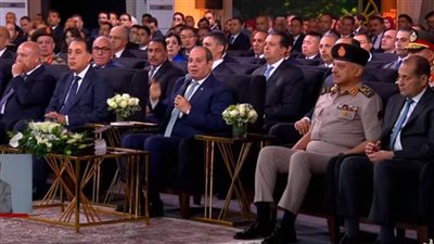 الرئيس السيسي يؤكد ضرورة تكامل عمل مؤسسات الدولة والقطاع الخاص في مجال البنية الأساسية للزراعة