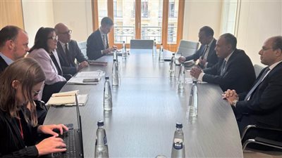 وزير الخارجية والهجرة يلتقى مع المفوضة الأوروبية للمتوسط 