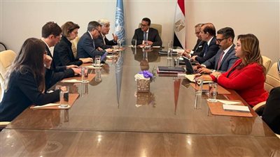 وزير الصحة يناقش آخر مستجدات ملفات التعاون المشترك مع ممثلي البنك الدولي