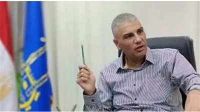 محافظ أسوان يناشد المواطنين بسرعة إنهاء إجراءات التقنين لتجنب تعرضهم لمحاضر جنائية