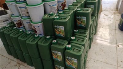 ضبط مصنع دون ترخيص بالمنوفية لإنتاج الأسمدة والمخصبات الزراعية المغشوشة ومجهولة المصدر