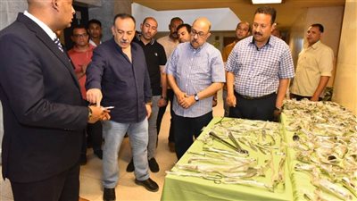 محافظ أسيوط يشهد تسليم 840 آلة جراحية معاد تأهيلها